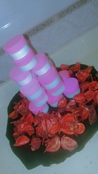 تتوفر خلطة للوجه مخلوطه بمنتجات وأعشاب طبيعيه شغله كلش قوي وراح ترجع ت...