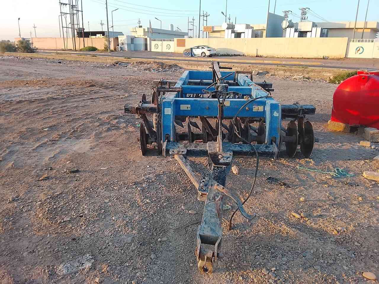 سلام عليكم يوجد دسك البيع في ميسان قضاء كميت تواصل***********
