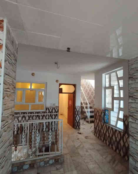 دار للأيجار او للبيع حي الجامعة في النجف
( ٥٠ م)طابق ونص كونكريت منطقة ٢٩ يقع على شارع ٢٠
إيجارشهري( ٣٥٠ الف)مقدمة ثلاثة أشهر.
البيع( ١٣٠ مليون)الطابق الأول غرفة وصالة ومطبخ مع مجموعة صحية.الطابق الثاني غرفة سويت وصالة.ارضية مرمر
مكتب الغدير
***********
