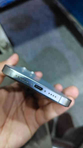 ايفون 15 برو ماكس نموذج M
نظافة 98٪
ذاكرة 256
غراضة كاملة
بطارية 97
عدد الدورات 197
الرقم ***********
العنوان بغداد الشعلة
السعر 1200 وبي مجال مستعجل على بيعته
