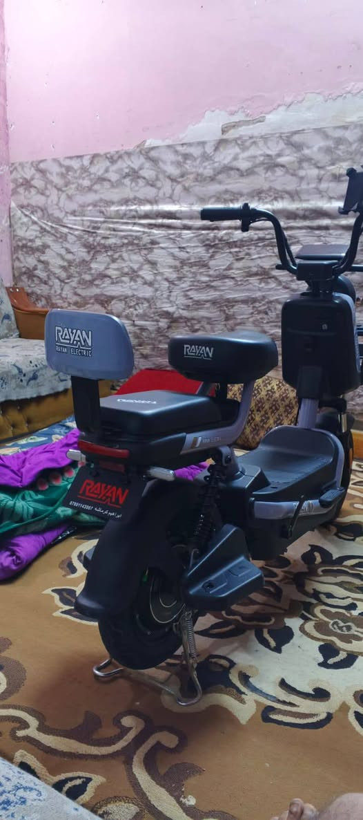 سلام عليكم دراجة شحن صارلهة شهرين من اخثناهة بعدهة بجيس كاملة اي نقص مابيهة السعر 325 وبيهة مجال الطبين هاذة رقمي خابر وددلل خادم الك اني ***********سلام عليكم مرخصت مدير الكرووب
