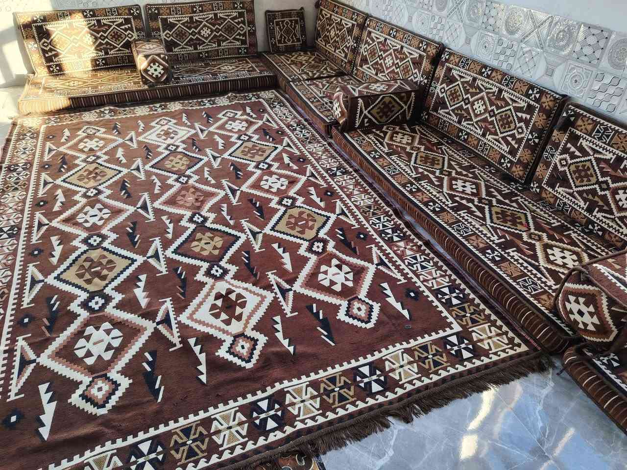 السلام عليكم مكينه برادر ياباني الأصلي سعر١٧٥ ديوان خليجي ٨ متر الدوشك والمخاد فصخ زنجيل سعر٣٠٠ وبي مجال ***********
