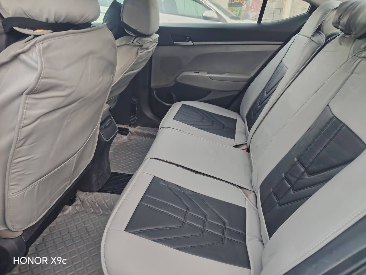 السلام عليكم
للبيع او مراوس
النترا 2017 أمريكي
مکینه 2000 دوش
کیر ‌‌‌‌At ماشيه ٩٨
تخم تاير
كير مكينه تبريد كفاله
غرفه جديده
السيارة رقم سليمانيه بااسمي
سنويه ٢٠٣٠
السيارة ظربته فقط بامريكا باب
بيه صبغ بنفس الصفحه اثر جراااااااااااد
ليبل واحد السياره
السيارة جاهزه ع اخر شي والحمدالله
المكان بغداد الجديده المشتل
***********
السعر ب ١٢٠
وبيه مجال  فدوه اروحلك اذا متشتري لتتصل وتعبني
وكلشي اكو بالسوك صوور الظربه بالمنشور
