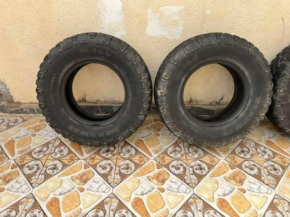 تخم جبلي للبيع نضيف جيب شيروكي حجم 265/75/16 /هاتف *********** بسعر 150 بيه تسهيل
المكان الناصرية اتصال فقط
