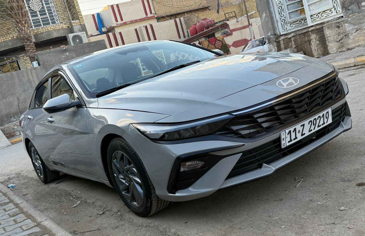 اخوان : السلام عليكم
الالنترا افانتي هايبرد ( وارد كوري ) دخول جديد على ايدي …… 

موديل 2024 ( السياره رقم بغداد علماً ان السيارة بأسمي ) تحويل ثاني يوم . السيارة ماشية 48 فقط 
مكينة 1.600 ~ هايبرد .
السيارة استخدام شخصي مال بيت 

المواصفات 🔰

الشاشه الجديده ( متصله مع الدشبول ) 
بصمه تشغيل 
 بصمه ابواب 
رادارات محيطيه كل الجهات كاميرا خلفيه 
كشنات تدفئة / تبريد 
نظام خروج عن المسار
لد نهاري + لد ليزري مخفي ( الدشبول ) 
اوتو هولد
اربع وضعيات قيادة 
لايت زنون 3  عدسات 
ترحيب عند القدوم 
كروس سرعه وبقية الامور المعروفه …
صور السونار مرفقه اسفل المنشور 🔻

📍 عنواني / واسط - النعمانية  -

رقم الهاتف : 
‭***********
