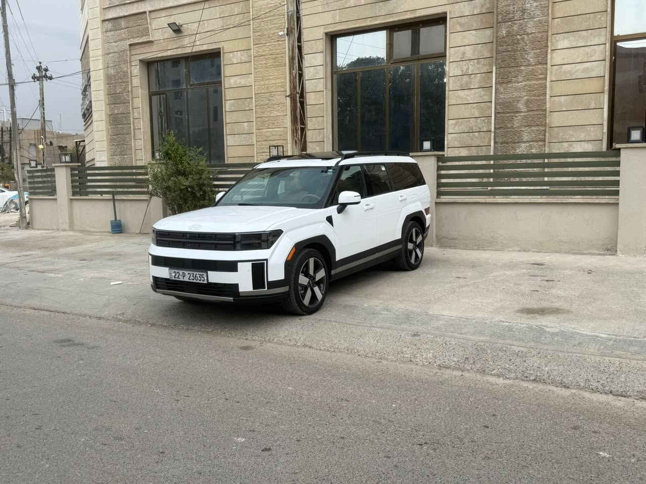 السلام عليكم سنتافيا 2025 لمتد اوتبارك وارد امريكي

رقم اربيل سنويه بسمي حصرا

   المسافه المقطوعه : 15 الف ميل 

   حالة الايرباك : سليمه بدون ايرباك

الضرر : فقط دعاميه نفس الون 

حجم المكينه : 1600 تيربو + هايبرد 

                

#مواصفات

1. شاشه

2. كيجات دجيتل

3.كامرات 360

4.بانواما فتحتين

5. بصمه 

6.تشغيل عن بعد

7. رادارات 360

8. ايقاف ذاتي

9. ويل كب

10.بكلايت لد 

11.اشاير بالمري

12. هيترات بالكشنات خلفي امامي

13. تحديد مسار

14. نظام ايكو +سبورت + سمارت

15. هند بريك بصمه

16. اوتو هولد

17. لايتات زنون عدسه عالي ناصي

18. رادار امامي

19. صندوك كهرباء 

20. صندوك ذكي يفتح عند الاقتراب

21. قطعتين تبريد 

22. شفتات بالاستيرن

23.برادات خلفيه

24. حساسات خلفي امامي

25. كامرات 360 درجه 

26. كشنات جلد تدفئه تبريد

27. كشنات كهرباء 

28. كشن السايق ميمري 

29. فور ويل 4x4

30.نظام هترك 

31.اوتبارك تروح وتجي بالريمونت

32.كشنات خلفي كهرباء

33.سبعه راكب

 

السعر : الطلب في التعليقات سيأتي إليك مباشرة 🚓 

تفاصيل اكثر هذا رقمي ***********تحياتي 

مكاني بغداد
