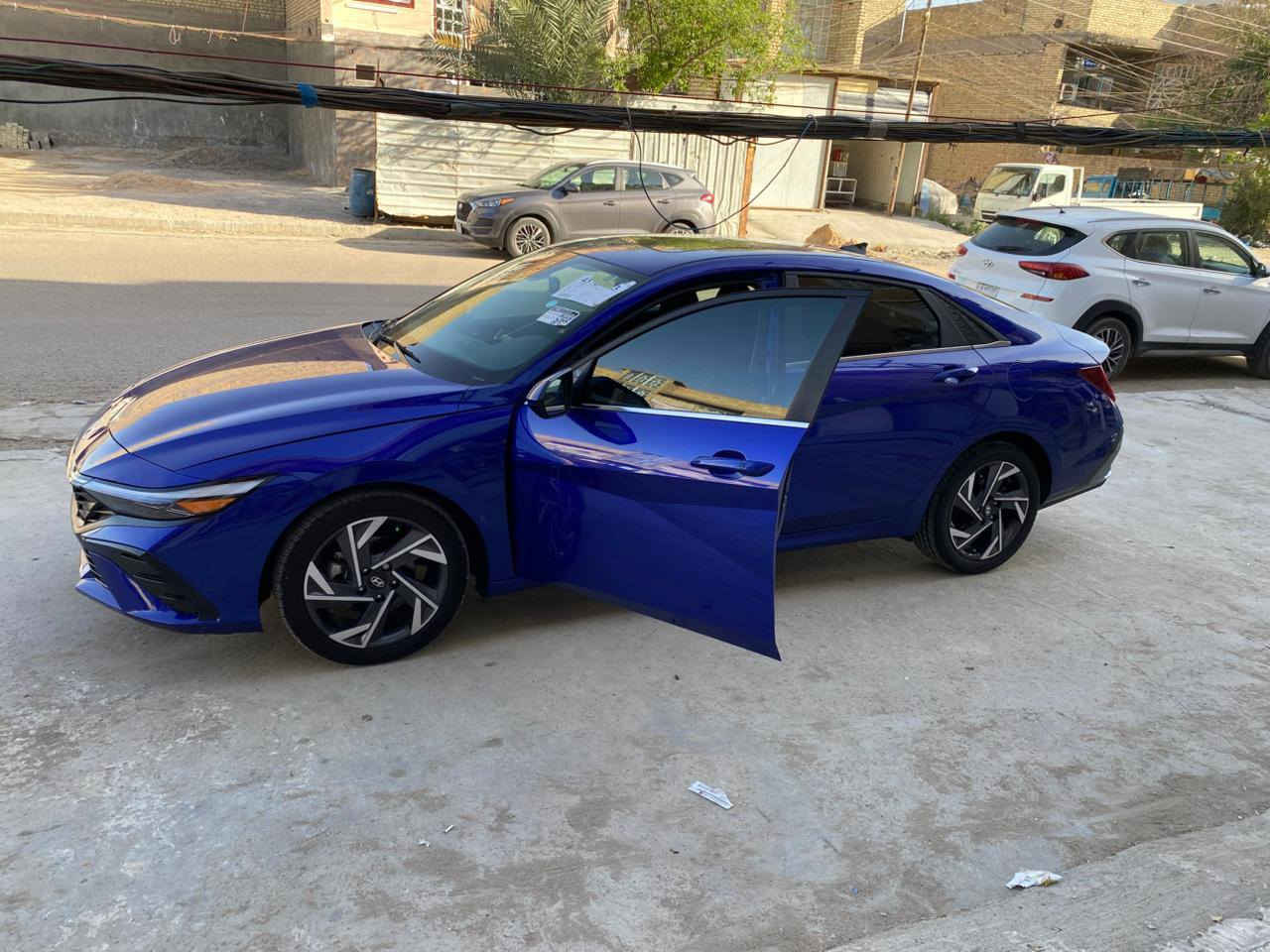 السلام عليكم ألنترا موديل 2024 الون جويتي فول مواصفات دخول جديد بدون رقم السعر 158 وبي مجال مكاني بغداد رقم الهاتف ***********
