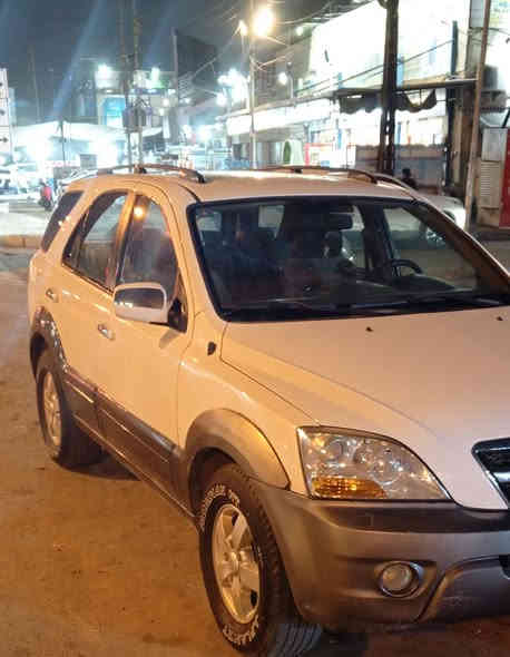 سورنتو مديل ٢٠٠٩ خليجي فول مواصفات ٦ سلندر ٧ راكب محرك وكير مكفولات بلادي ما مفتوح ماشية ١٧٥ مكانها بغداد الغزالية السعر ١١٥ وبيها مجال هاتف ***********
