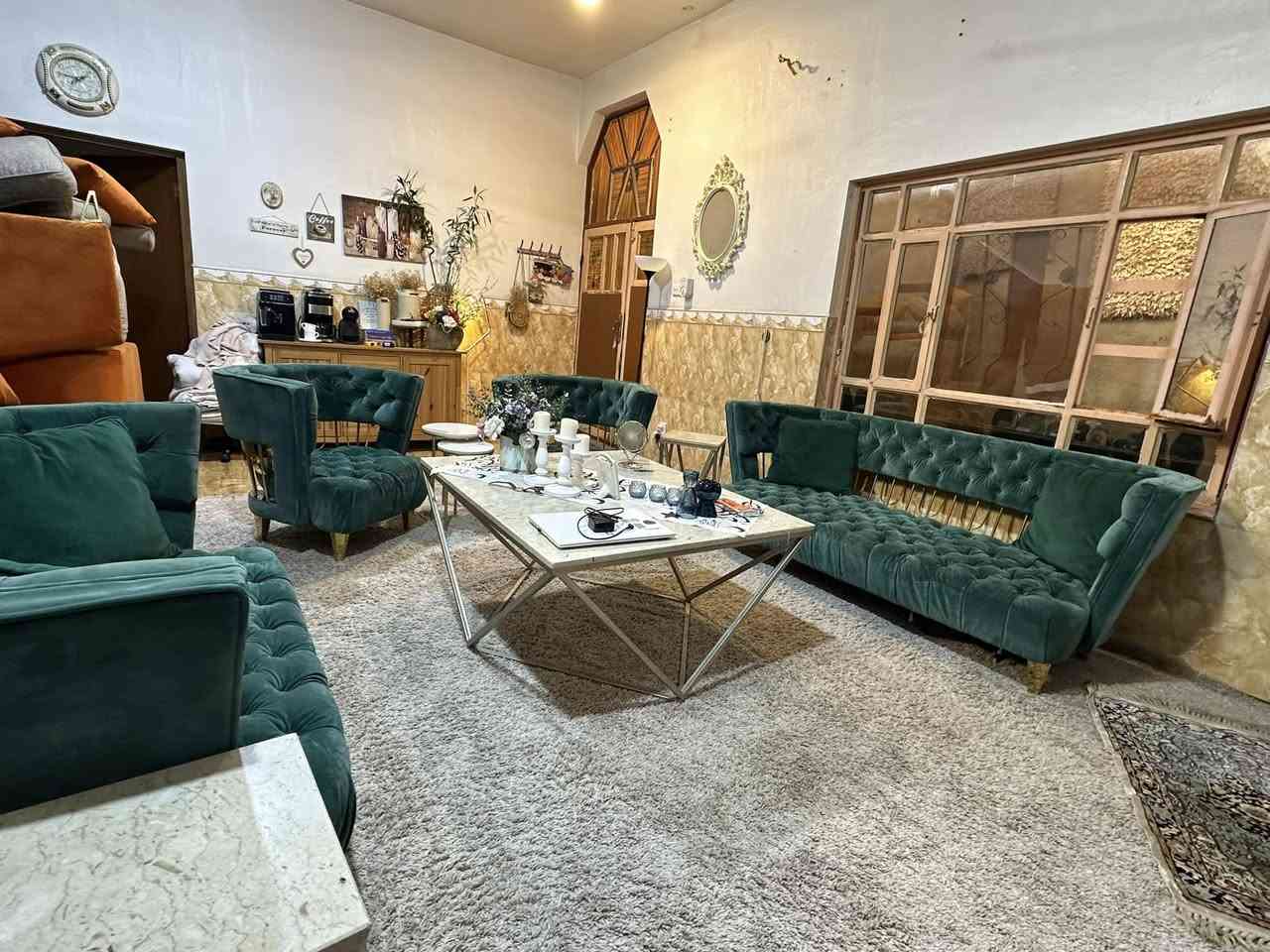 تخم كويتي ماركة تصال اكو وتساب ***********
