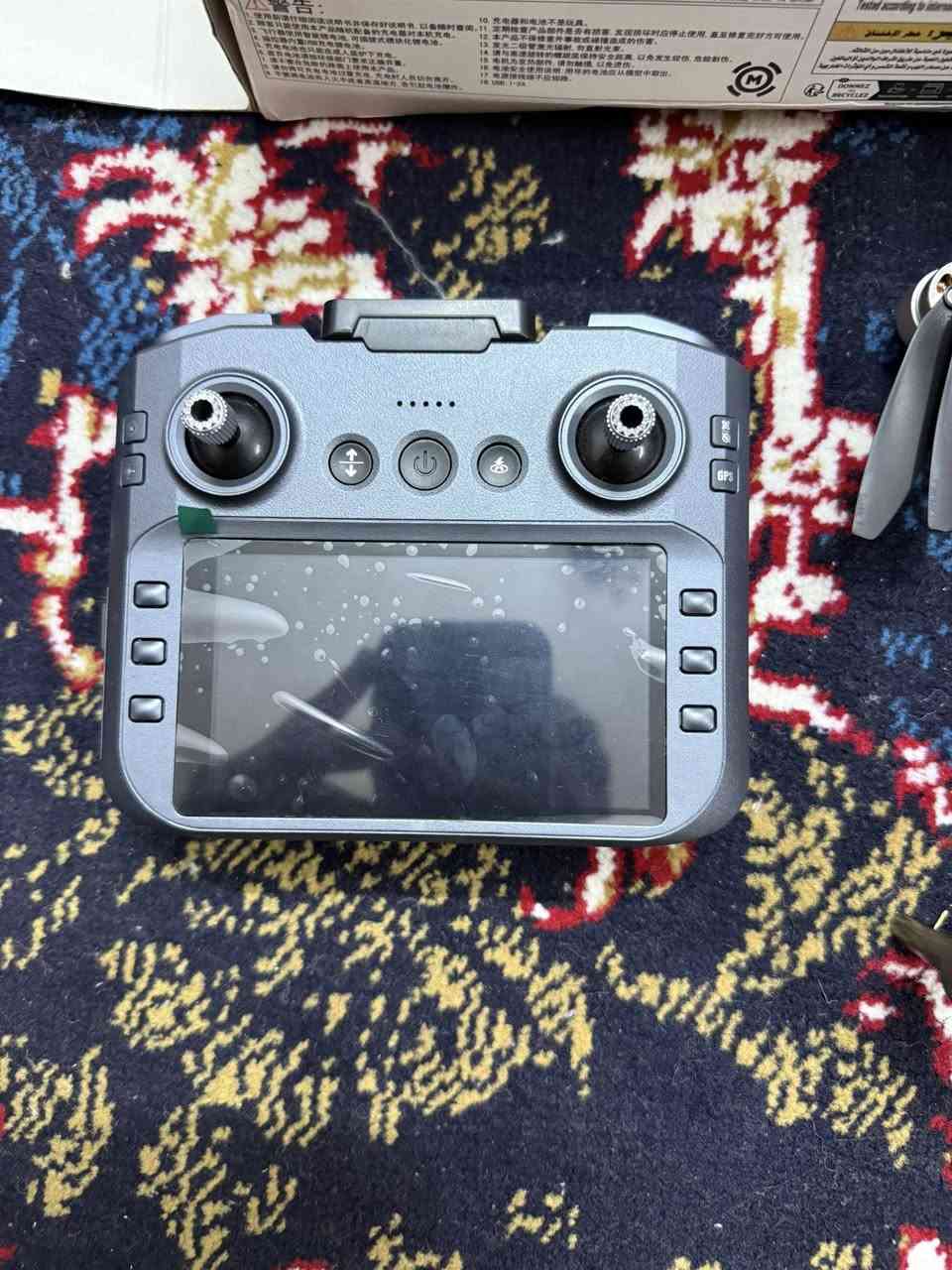 درون SG 901 للبيع فول نضافه مع كامل ملحقات جوستك بلادي مع طياره وبطاريه وكبيل شاحن 🔌 متوفر توصيل كل محافضات مده استخدام 25. دقيقه كامره فول HD مده 3كيلو ارتفاع 150 متر عنواني كركوك للاستفسار ***********
