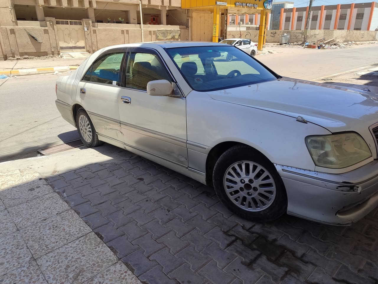 سلام عليكم ملكه أدوات
3دكم دواخل نظيفه
سياره عوزه حداديه 
وغاز 
محرك D4 جبير
مكاني شطره 
***********
شراي اتصل
