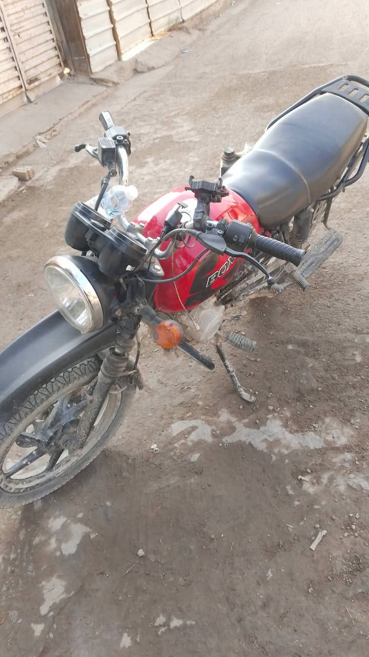 سلام عليكم  بوكسر2022  الدراجه مرقمه بغداد الدراجه تجي وتگلب خير من الله
مكاني بغداد ***********
