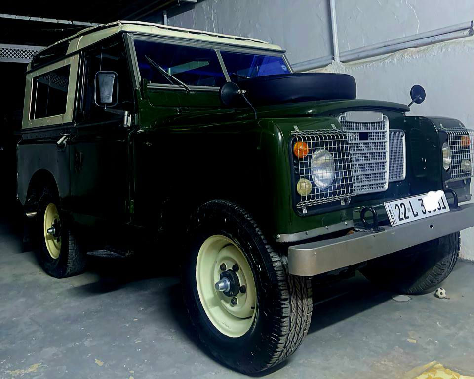 لاندرۆڤەر109وەسەت مۆدیل 1977
گیڕمەکینەبیلادی چوارپستۆن V4
بنزین.ڕقم هەولیرهەزەفعس سنوی
نوێیە تاوەکو2030سەیاڕەکەلەهەولیرە
*********** أربيل, العراق
