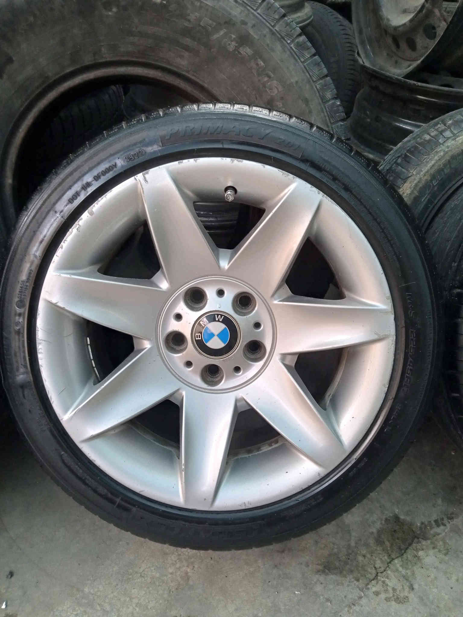 تاقم تایە ویلی 17 بیلاد سەقەر بێ بۆیاخ بێ لەحیم بێ خواری بەشەرتی هەموو  شتێک 
بۆ گۆرینەوە لە سلێمانیم 
***********
***********
