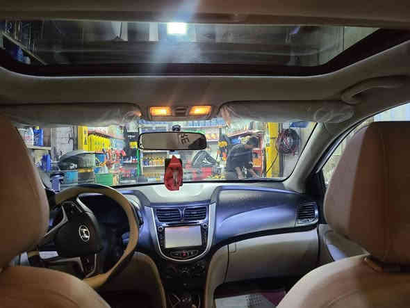 سلام عليكم اكسنت خليجي 2016 مكينه 1600 دبل نوزل دوش مكفوله كفاله عامه ماشيه 91 بدون حادث رقم انكليزي شرط التحويل مكفوله من كلشي عده الدعاميات بيهن صبغ سياره فول
1 شاشه بيه حتى الريمود مال شركه ما مفتوح هيه وجداحه
2 فتحه سليد روف 
3 اشاير بل مري 
4 سويجات 2 واحد ما مستعمل وريمود
5 كامره
6 ليتات زنون عدسه  ولدات 
7 ماشيه 91 الف 
8 اسبير ما نازلل ابد ع وضع الشركه 
9 ويل كب مال شركه 
سياره جديده وهاي نضافته ماكاني بغداد العطيفيه لللبيع 123 وبيه مجال شي بسيط ***********
