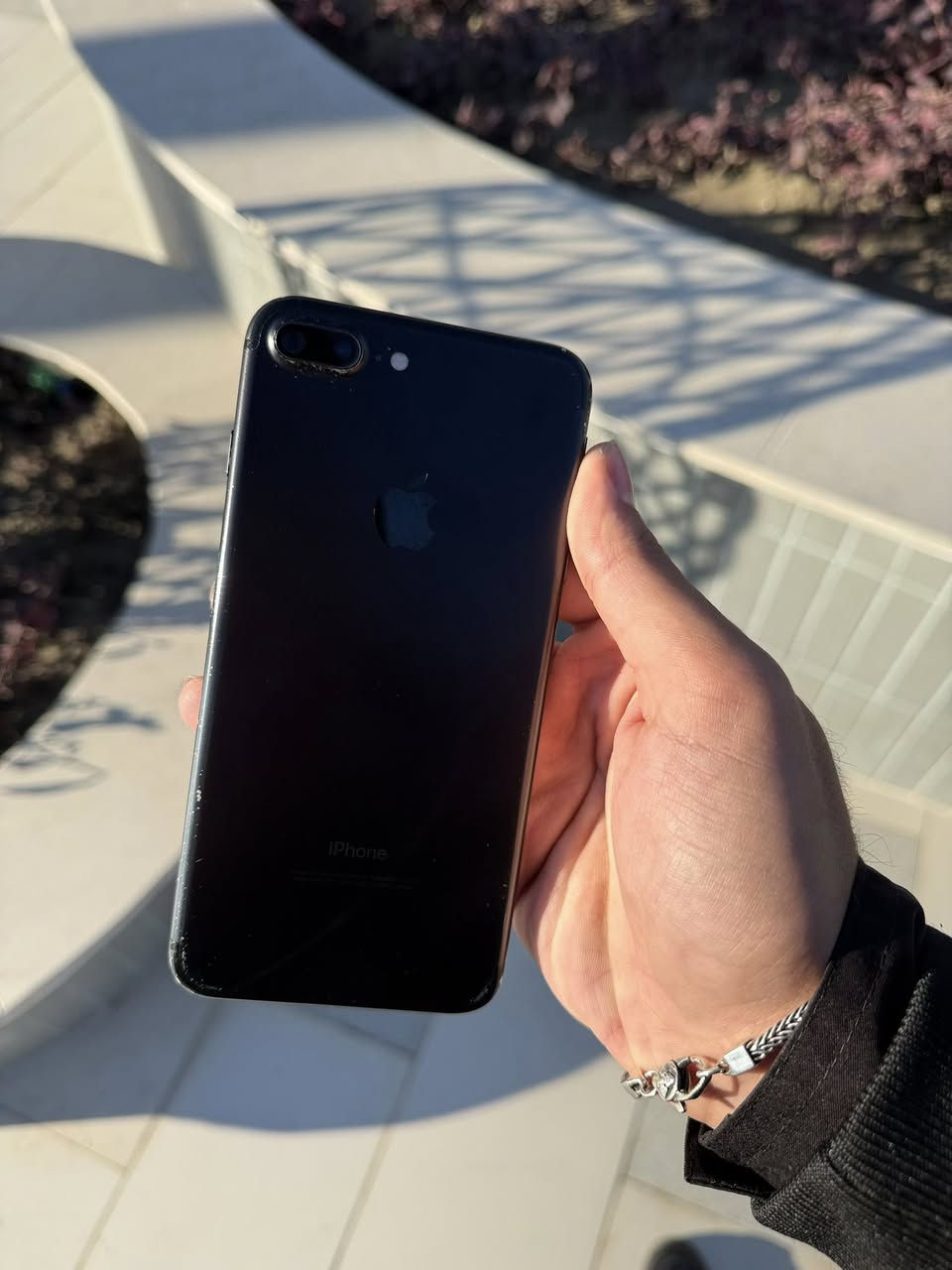 iPhone 7 بلس 
نموذج M 
ذاكره 128 
بطاريه 71‎%‎
نظافه 80‎%‎ 
سماعات شغال
بصمه شريحه 
كامرات شاحنه 
مايك  كله شغال  مكفولات السعر (95) مكاني نجف *********** بي فقط فطر بالكلاسه
