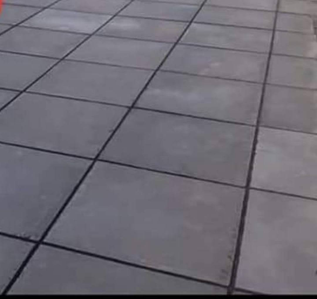 سلام عليكم خوان عادت ماستك جميع سطوح وتزفيت رباطات وتزفيت سطوح عمل درجه اوله سعار مناسبه نتصل علا رقم***********
