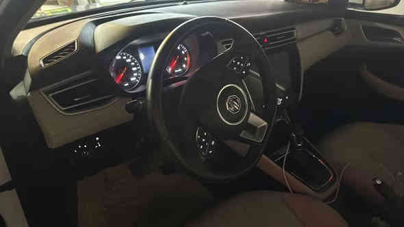 🚗 للبيع: MG5 ستاندر بلس 2024
📍 مكان السيارة: بغداد
📞 للتواصل:***********
💰 السعر: 105 ورقة – قابل للتفاوض
📊 المسافة المقطوعة: 29000 كيلومتر فقط (زيرو)
🛠️ المحرك: 4 سلندر – 1500cc تنفس طبيعي 

• مواصفات فئة ستندر بلس
• فول مواصفات عدا فتحة السقف والبصمة

⚠️ أضرار السيارة:
• مكفولة عام من الصبغ والتبديل ✅ 
📌 تفاصيل إضافية:
• رقم السيارة: أربيل الدولي الجديد
• تحويل مباشر
• لون السيارة: أبيض
