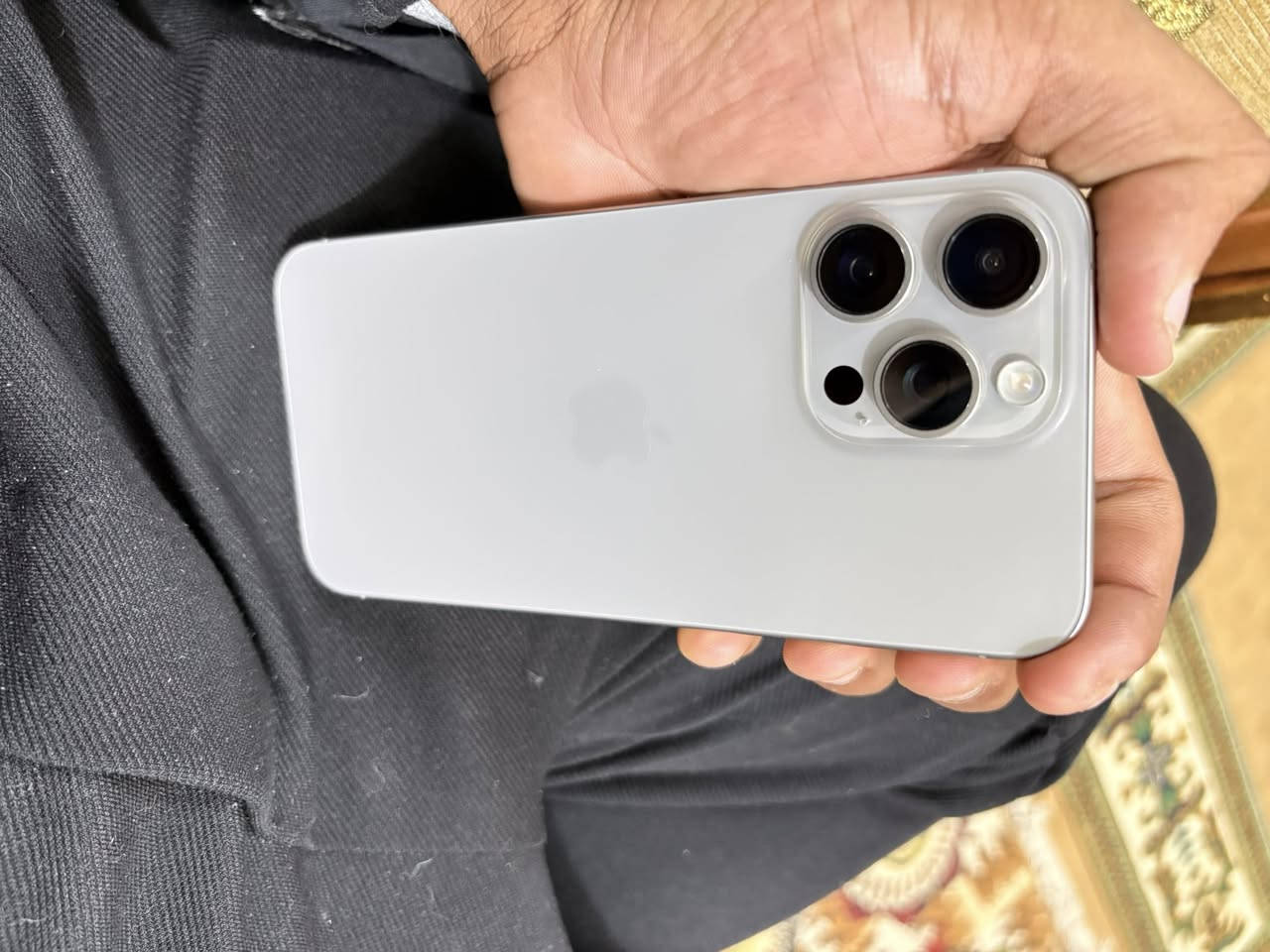 السلام عليكم ايفون 15 بروماكس 256 تك شريحة نضافة 100/100 ماستر بطارية 100 جهاز جديد لوك السعر1200 وبي مجال تاخذة من باب البيت شرط الفحص 

***********
