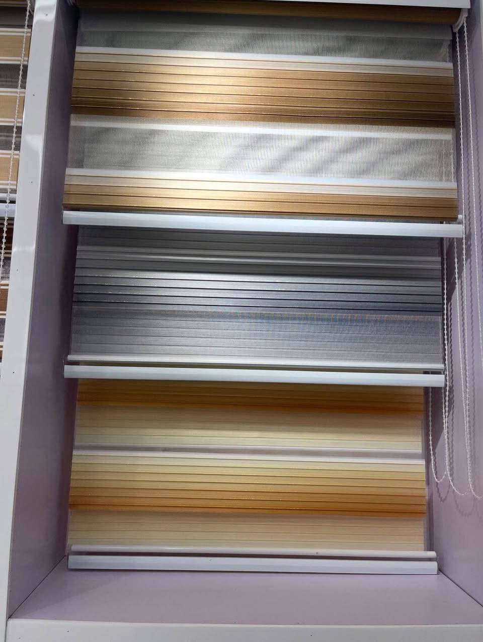 زبائنا الكرام
مساكم الله بألف خير  ستتوفر قريبا ستائر سحب زيبرا
الأسعار كلاتي
1متر = 14000
1.5= 19000
2متر = 24000
2.5 =29000
للطلب على الخاص او على الرقم أدناه
واتساب فقط ***********
