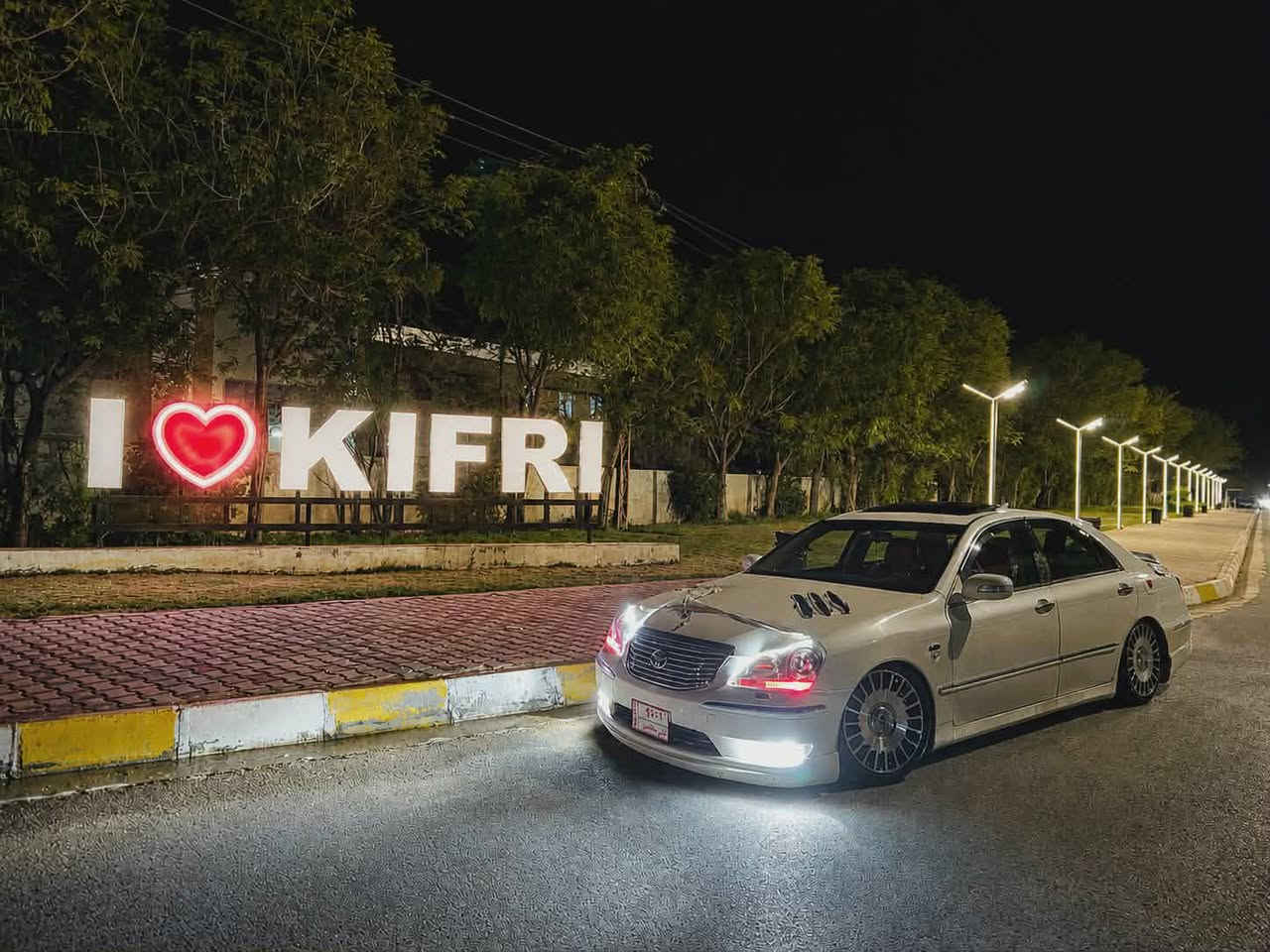 سلام علیکم
ماجێستا 2005 بڕاوە بڕاوە 
سەیارەیەکی جوان و بێ مەسرەفە کامل سپۆرت
ویل مایباخ
سلاید
چوار تایەی نوێ
چوپەکانی حوڕ کراوە
تکایە نامە مەنێرن و موشتەری نیت با یەکتر هیلاک نەکەین ڕێزی تایبەتتان هەیە..
 *********** بيجي, صلاح الدين
