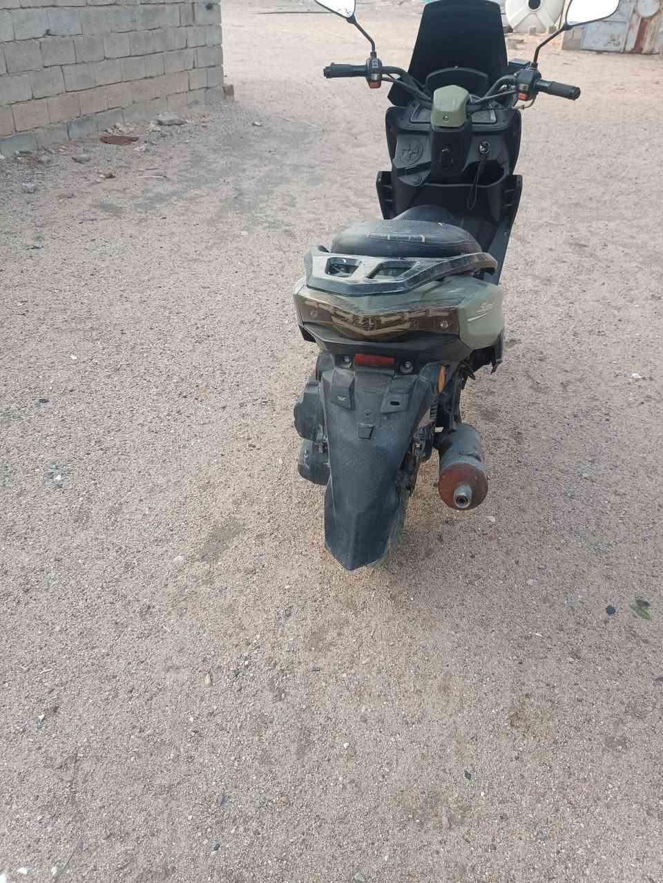 السلام عليكم دراجه سترونك 2023 ابيع كوم حديد ب250قفل
موجود واتساب *********** مكاني بصره خور الزبير
