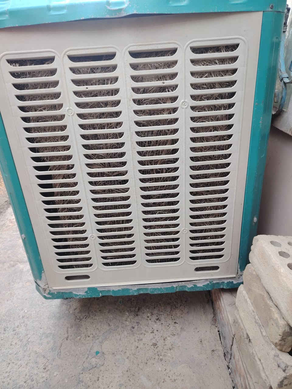 مبرده كامله جيب وشغل سعره45الف مروحه مال مبرده بلاستك الهوا ماله كلش قوي ريش حديد سعر20الف باب حديد سعره 30الف ***********
