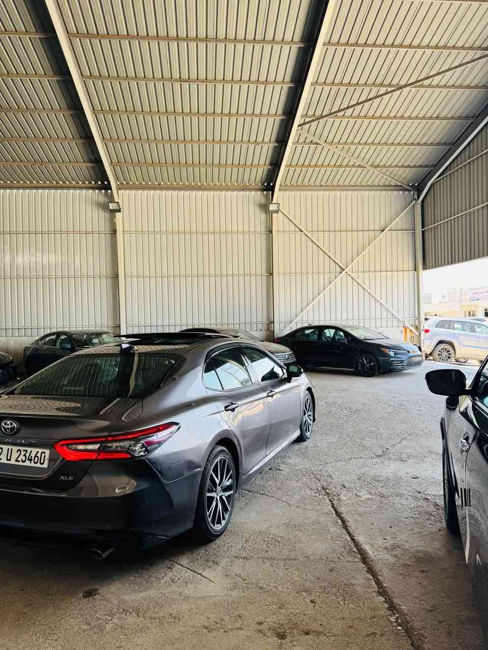 للبيع تويوتا كامري 2023 XLE أربيل دولي 
ماسفات فول فول 1/1  
ماشي ٥٠ الف مايل 
كير محرك مكفول  
تحويل خرامة شرط 
صبغ قطع نص بجم خلفي كبس بدون ارباك دواخل 
مكان سيارة عقرة 
سعر اتصل *********** اكر, نينوى
