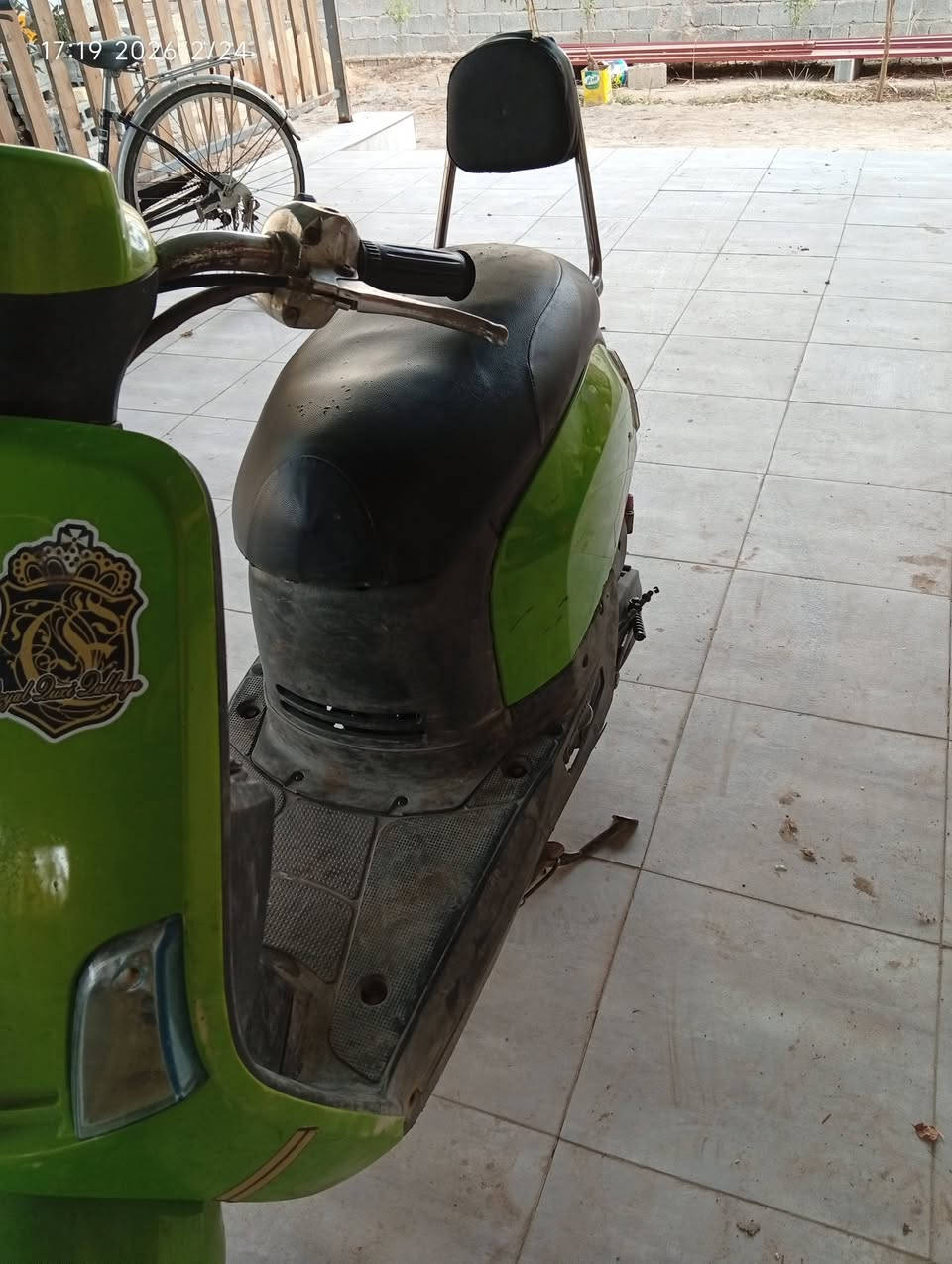 للبيع بوليسي كابريتر
مبدل فقط كور جديد ع ضمان و كيس هندر خارجي 

كهربائيات كلشي ما بيه  

دراجه ناعمه بالمشي و شلعته حلوه

سعره ٥٠٠ و بيه مجال 
مكاني كربلاء الاحسينيه كنطره بيضه ( اذا تريد ننتفق ع مكان )
رقم***********

ملاحضه دراجه وصخه ما فارغ
