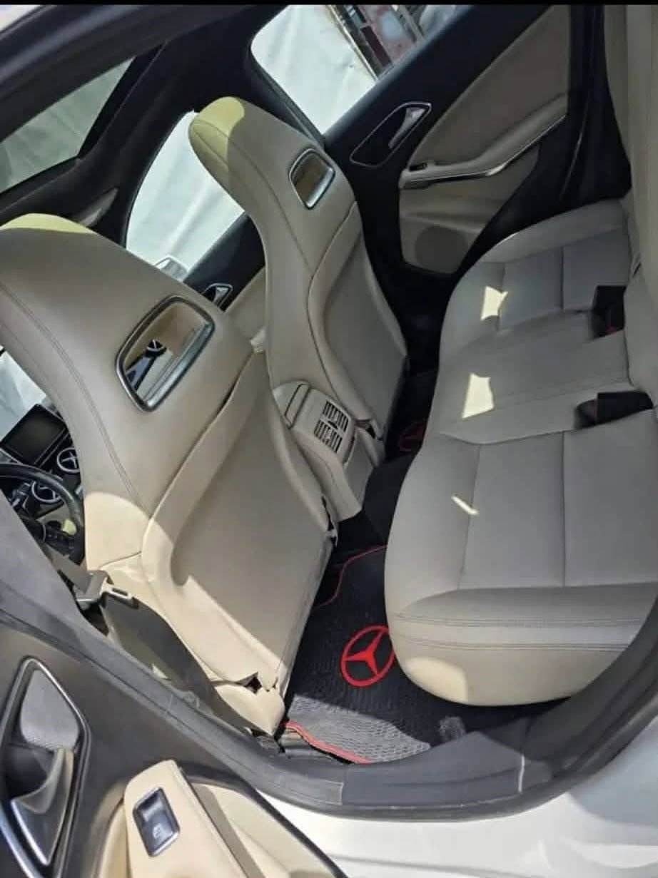 السلام عليكم
للبيع او مراوس حسب القناعه

مارسيدس CLA 250 رقم بغداد 2014

وارد امريكي داخلة كلين بدون حادث بدون ايرباك

فقط الدعاميه الاماميه واكعه

وصور اميركا مرفقه مع الصور

هنا بالعراق مابيه شي 

رقم بغداد الجديد

تحويل مباشر 

محرك 4 سلندر 2000 تيربو على وضع شركة

الكير DCT بقوة 208 حصان على وضع الشركة

شرط الفحص 

تبريد قطعتين 

شاشة حديثة 

وباقي المواصفات الCLA

تحكمات استيرن

كامره خلفيه

بانوراما

دواخل صاجات

مري جانبيه كهرباء

كشنات جلد

كشنات كهرباء

داخل كريمي

سيارة  

ما بيها اي نقص 

دواخل على وضع الشركة 

سيارة رئاسية بمعنى الكلمة 

مكاني بغداد

السعر ب148$ ورقه 

واي استفسار اني حاضر

***********

***********

( محمد الصعب )
