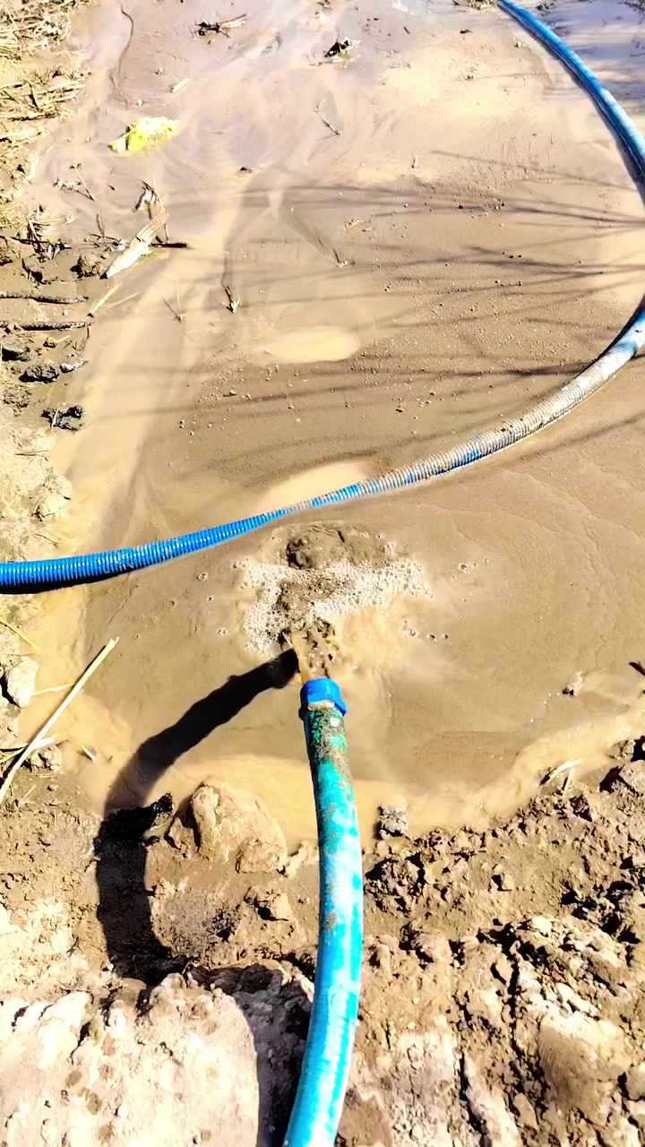 متواجدين لحفر الآبار وبأسعار مناسبه جداً .
*********** بس اتصل .
