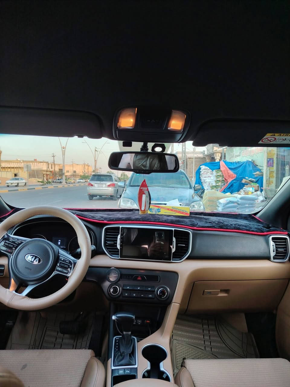 السلام عليكم
كيا سبورتج خليجي موديل 2017
رقم أربيل باسمي تحويل مباشر

ماشية 100 ألف ميل
مكفولة من الزلغ
مواصفات فول ما عدا الفتحة
السيارة نظيفة وجاهزة للفحص

السعر 170 وبيه مجال 

📞 اتصال: ***********

📍 العنوان: البصرة – القبلة
