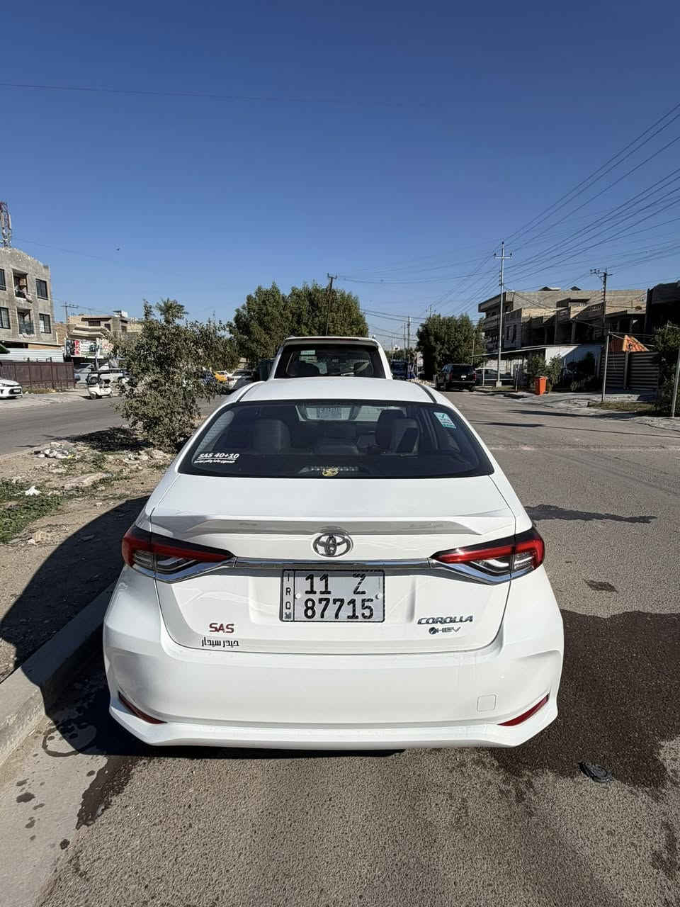 السلام عليكم 
كورلا (2025) هايبرد شكل الخليجي 

رقم بغداد  باسمي
ماشيه (7000)الف 
لاضافات. اناره داخلبه. كامله
كاعيات غلافات مع غلافات الدوسات جام عازل حراره. شفقه  سبايدر خلفي
نيكلات كامله. 

المواصفات 👇

🔵محرك 1.8 لتر VVT هايبرد
🔵كشنات جلد. اسود
🔵داخل اسود
🔵كير بوكس اوتوماتيك 6 سرع 
🔵دخول ذكي و تشغيل ( بصمة ) 
🔵شاشة apple car play and android auto
🔵كامرة خلفية 
🔴رادار تحديد مسار ومانع تصادم ‼️
🔵 دشبول ديجتال 
🔵تبريد قطعتين 
🔵 فتحة سقف ( سلايد روف )
🔵 لايت أمامي وبروجكتر  LED ‼️
🔵 بك لايت LED‼️
🔵 تحكم ستيرين 
🔵 اوتو لايت
🔵 اوتو هولد
🔵 نظام ABS 
🔵هاند بريك كهرباء 
🔵نظام التحكم بالانارة الخارجية
🔵 اشاير بالمري
🔵حساس ضغط الاطارات
🔵 وضعيات قيادة 
🔵مانع انزلاق

مكان السياره بغداد  حي جهاد

السعر 164 بيه مجال بسيط كلش
للاستفسار : ***********
