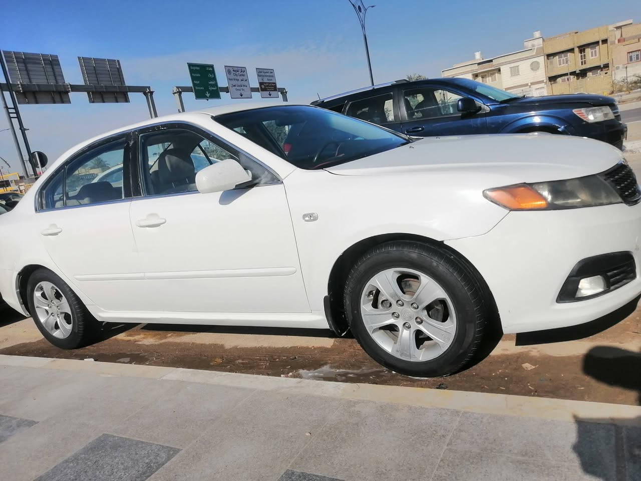 كيا اوبتيما ٢٠٠٩ خليجي اللون ابيض ثلجي رقم ذي قار بأسمي السياره..  العنوان.
ذي قار/الرفاعي.
كير ومكينه وتبريد شغال... 
السياره حسب فحص السونار
 معمرة...(بيهه تچيه) 
السعر. 82 وبيها مجال   ***********
