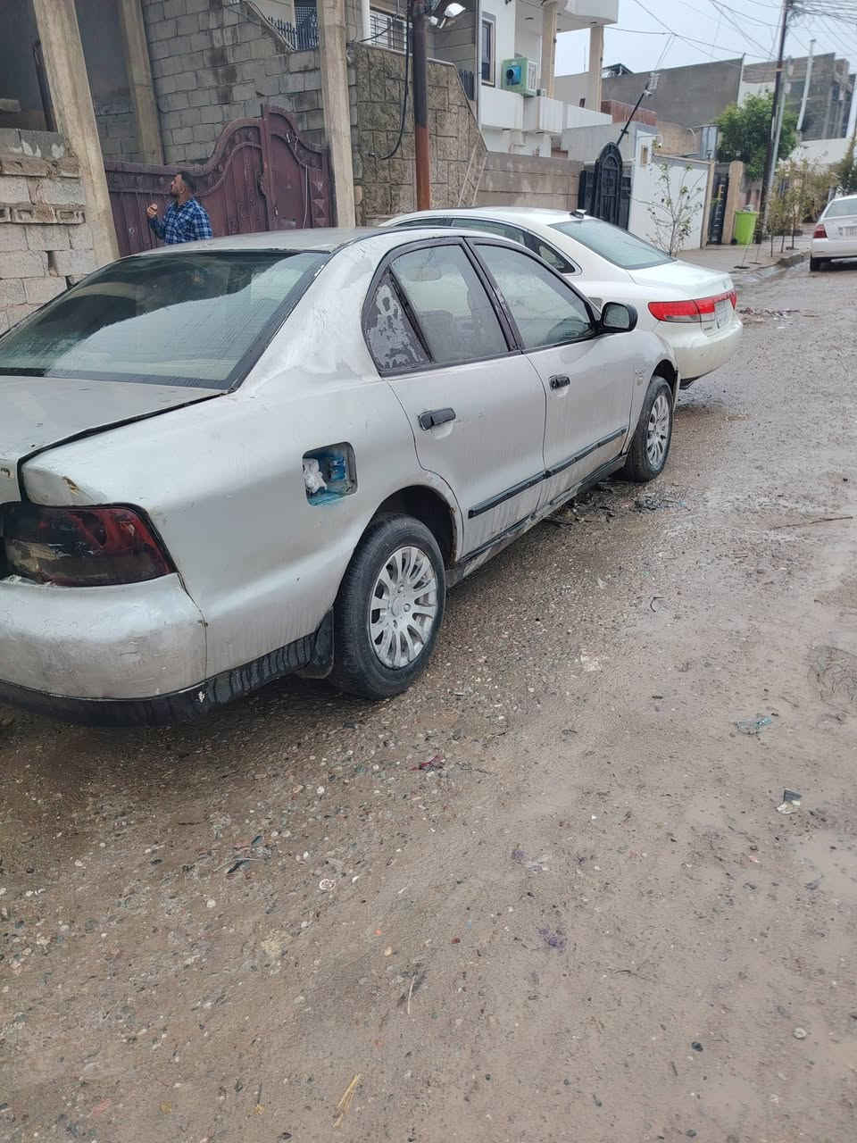 مستبوشي موديل 2000عضم عاج شغالة نظافة كدام العين ابسعر مناسب جداً ***********
