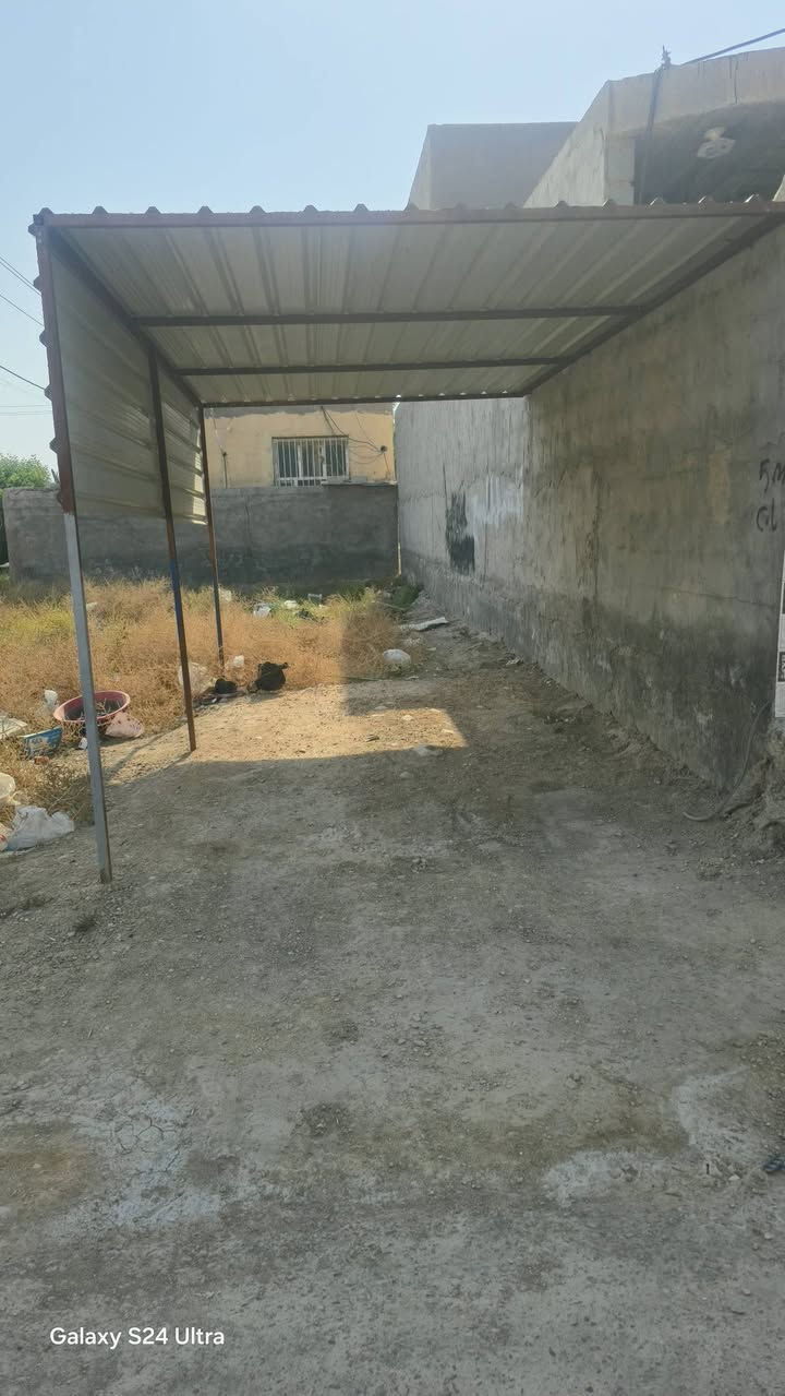 إعادة نشر بسبب الوعود....
سقيفة سيارة طولها 5 متر نظيفة ما صارلها سنة من سويتها مكاني حي المشتل سعرها 250 وبيها مجال للشراي للإستفسار خاص أو الإتصال على ***********
