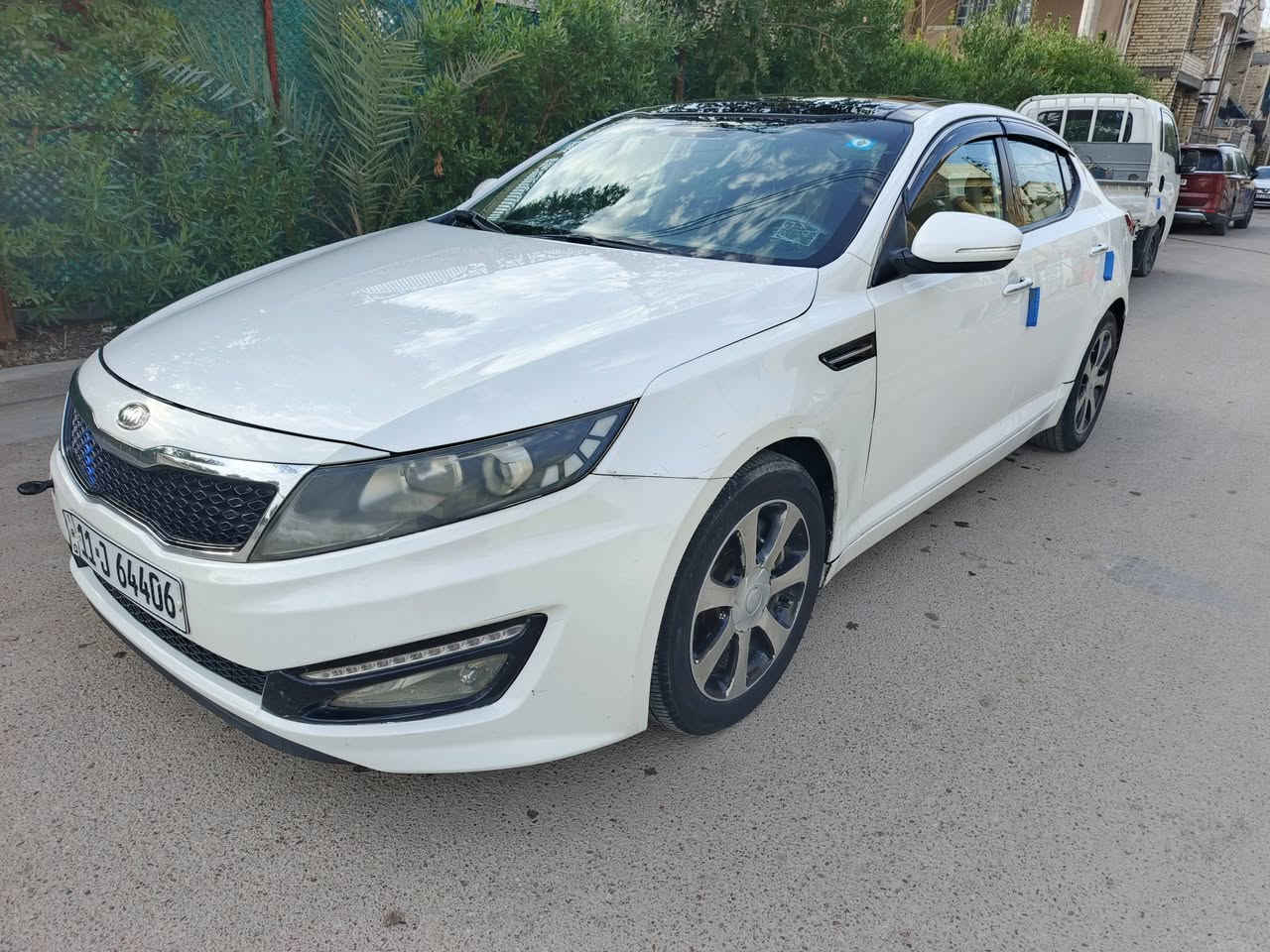 السلام عليكم للبيع اوبتما 2011 خليجي الشركة الدولية فول موصفات
مكينة 2000 دوش المرغوبة مكفولة من التنقيص والتبخير
كير 6 نمر مكفول
تبريد ثلج ❄🧊
ماشية 250 KM حقيقي 
موصفات السيارة
1 بصمة تشغيل + بصمة ابواب + بصمة جنطة
2 بنوراما طكتين 
3 تبريد قطعتين + تبريد ابيانو + تبريد منفصل مناخين
+ تبريد بل چكمجة + الداخل صاج
4 فول تحكمات ستيرن 
5 اشاير بل مرئي + المرئي شفط
6 نظام ترحيب عند الاقتراب + جهاز انذار
7 كامرة داورة 360 درجة + شاشة ايباد كار بلي
8 نظامABS + كزوز قفل السرعة + نظام ECO اقتصادي
9 حساسات خلفية
10 بك لايت لد + لد امامي نهاري وليلي
11 منضومة زنون LED + كاعية مدوشمة جلد
12 5 ويل كب + تخم تاير جديد + ويل 17 
( السيارة بيها مكانين صبغ جاملغ امامي + جاملغ خلفي رش + تبديل قبق الصندوق بدون ايرباك + بدون دواخل) 
لغود + شواصي + تكم + حوض مكفول 
(رقم بغداد بسمي مميز + سنوية وهزة ورقم جديد) 
مكاني بغداد حي جهاد
السعر 115 وبيها مجال للطيبين
***********
