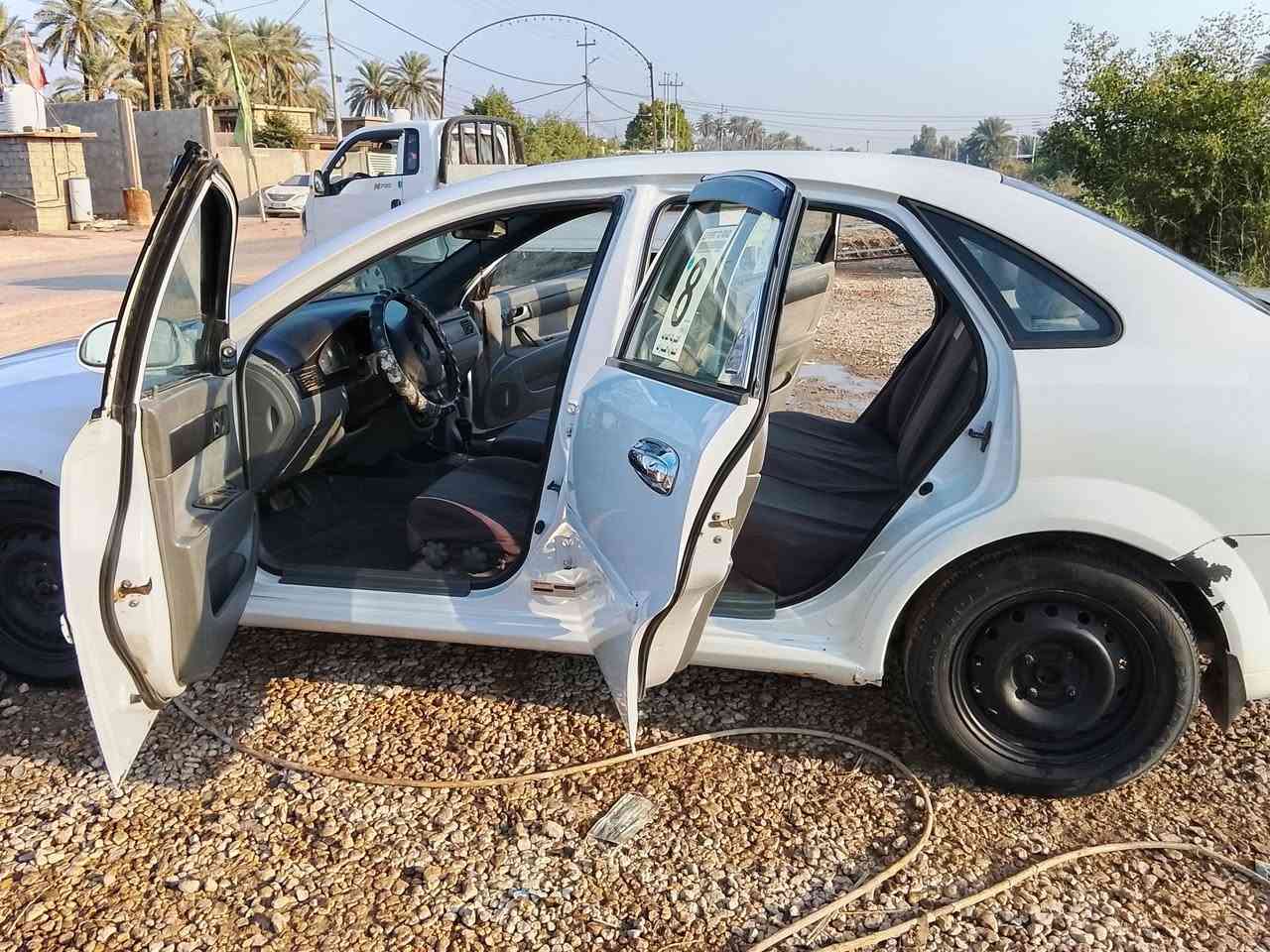 السلام عليكم اوبترا 2011 سونارهه موضح بل منشور محرك كير شرط حداديه 100%80 السيارة بأسمي مداور ثاني يوم هزه جديدة بعدهي ما صاقطه السيارة خير من الله السيارة مكانهه بابل ناحية الكفل السعر 80 وبيهه مجال 
للأستفسار اتصل /***********
