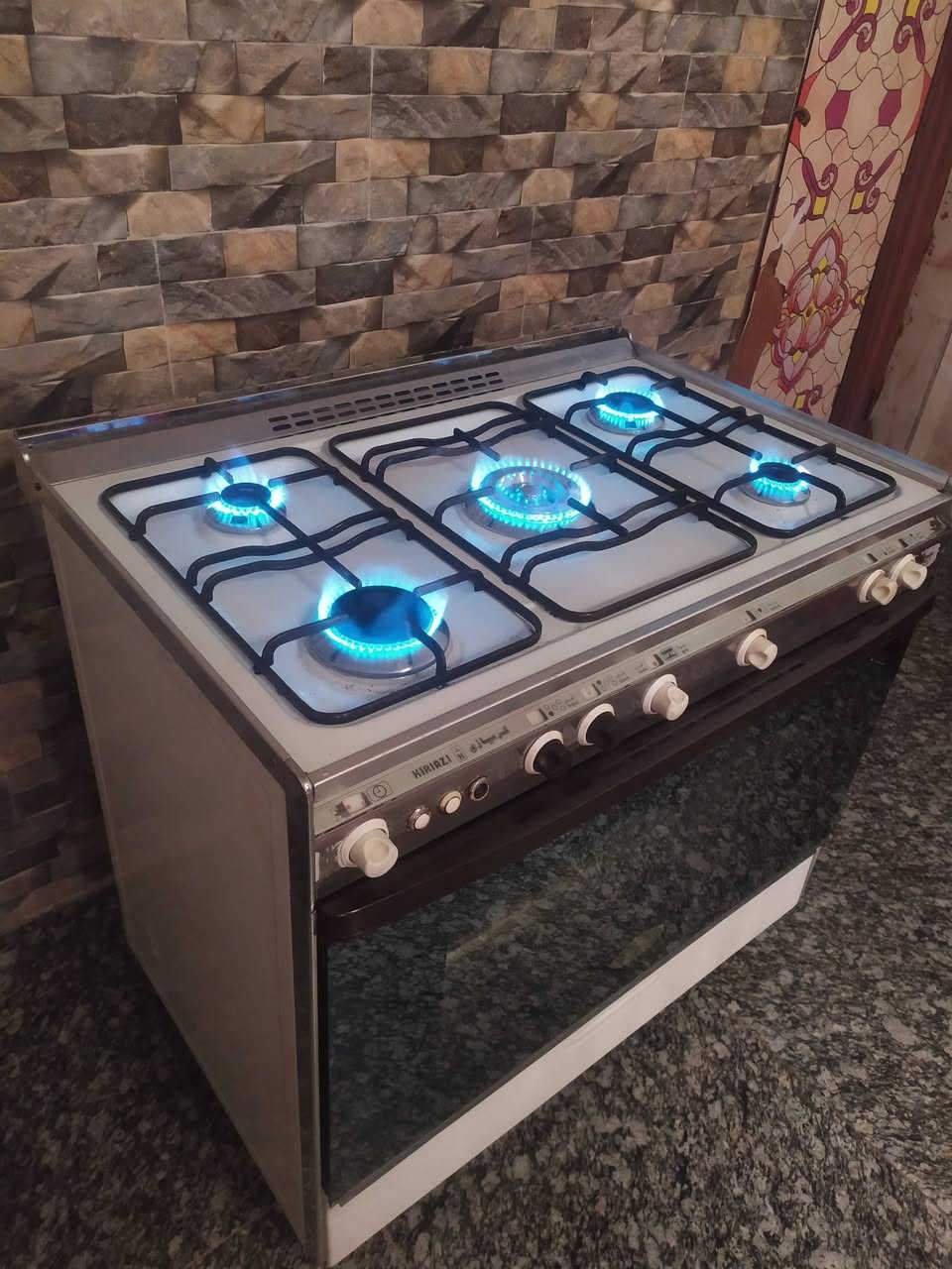 طباخ كريازي مصري الاصلي نظافه فووول كله شغال عالفحص سعره 220 يوجد توصيل


**إذا كنت صاحب هذا الإعلان وتريد حذفه لأي سبب، رجاءا أرسل رسالة إلى الدعم الفني**