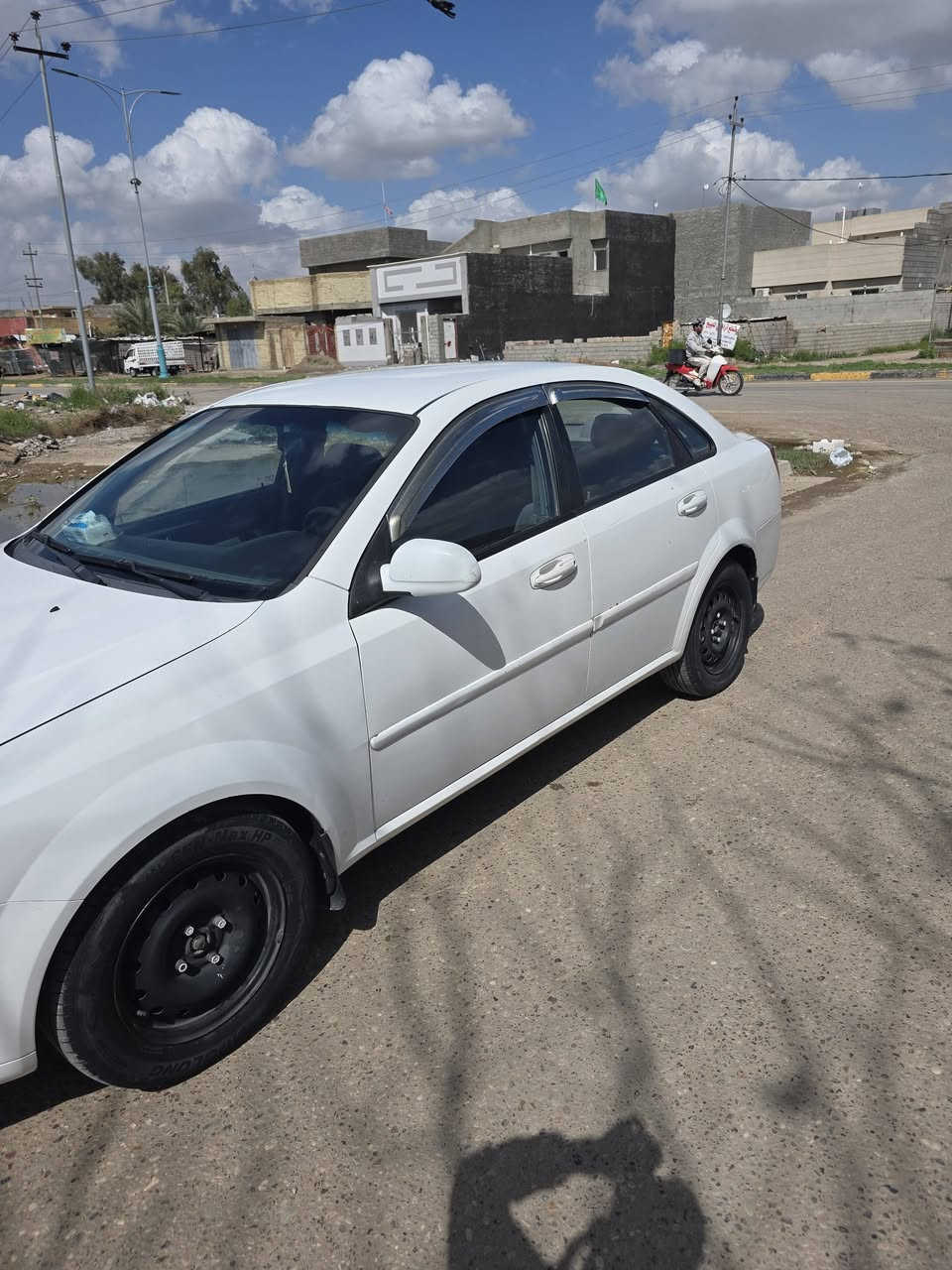 اوبترا للبيع موديل 2010 رقم انكليزي هزه وسنويه جديده  العنوان صلاح الدين بلد السعر 68 وبيهه مجال 
للاستفسار الاتصال ***********
