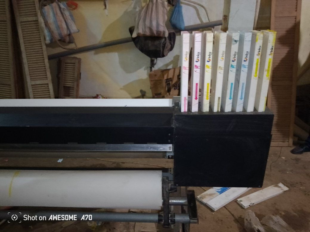 سلام عليكم كاين امبريمود فالكبيرا {طابعة }
رقم الهاتف 0798295041


**إذا كنت صاحب هذا الإعلان وتريد حذفه لأي سبب، رجاءا أرسل رسالة إلى الدعم الفني**