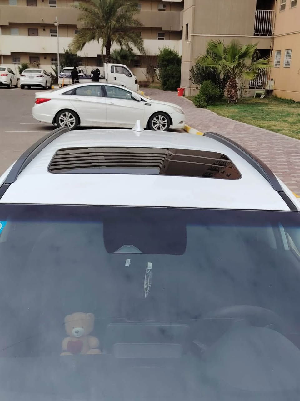 هونداي كونا 2023 محرك 2000 دوش
( بدون ايرباك جميع الايرباكات سليمة  )

  (ماشيه٥٢)

رقم بغداد 

صورة الحادث موجوده جداً خفيف 

المواصفات :

كامل مواصفات  فول الفول 

سياره فور ويل 

بصمة تشغيل + بصمة ابواب

تشغيل عن بعد

شاشة كبيرةتدعم كار بلي +gps

نقطة عمياء بالمري+ اشاير بالمري

رادار امامي تنبيه مانع تصادم

رادارات جانبيه تنبيه

رادا خلفي تنبيه عند الرجوع بريك ذاتي 

تحديد مسار نظام السياقة الذاتية بين الخطوط

شاشة اعطال  ملونة مع ترحيب 

ثلاث وضعيات للقياده normal + sport + smart

‏‎مانع انزلاق

منافذ شحن و طاقة  لا سلكي 

‏‎زر طوارئ

‏‎نظام مساعد نزول منحدرات

‏‎لايتات امامية لد نهاري

تبريد بلادي ثلج

كروس سرعة

تحكم ستيرن فول

كشن السائق كهرباء

تخم تايرات جديد 

مبدله دهن جديد 

بانورما (فتحه بالسقف )


**إذا كنت صاحب هذا الإعلان وتريد حذفه لأي سبب، رجاءا أرسل رسالة إلى الدعم الفني**