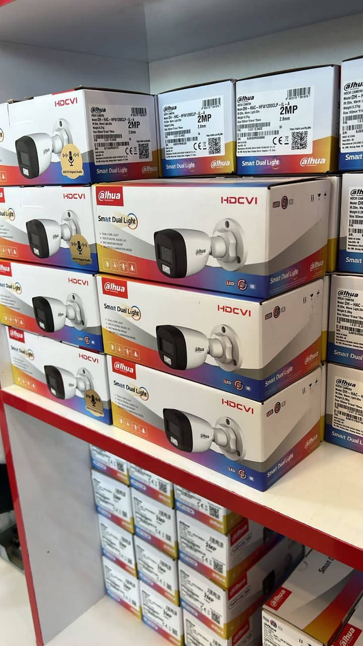 تنويه مهم ‼️:الكامرات اصلية وليست تجارية.
كامرات شركة #دهوى العالمية

1️⃣ جهاز تسجيل DVR

2️⃣ 4 كامرات دهوى ملون ليلي نهاري

3️⃣ هارد خزن حسب الطلب سعة 500G او سعة 1000G تسجيل 
شهر 

4️⃣محولة 10 امبير اصلية لتشغيل الكامرات باور

5️⃣ برنامج DMSS لتشغيل الكامرات على الهاتف📱

#تجيك او تاخذهه من المحل كاملة مبرمجة عليك بس تسلك الوايرات وتشغل واذا تحب يجيك فني لبيتك. ينصبهن هم موجود 🚕 

#ضمانة عنوانة و محلنة 
تحبون تزورونة اهلا و سهلا بكم.  🙏

#العنوان السماوة شارع الجسر مقابل البريد 🚗

#مركز عين الحياة لكامرات المراقبة 🗽
***********
واتس اب☎️

العمل في جميع مناطق  🛻
