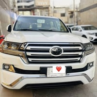 للبيع لاندكروز ٢٠١٨ وايت اديشن  رقم بغداد باسمي تحويل ثاني يوم فول موا...