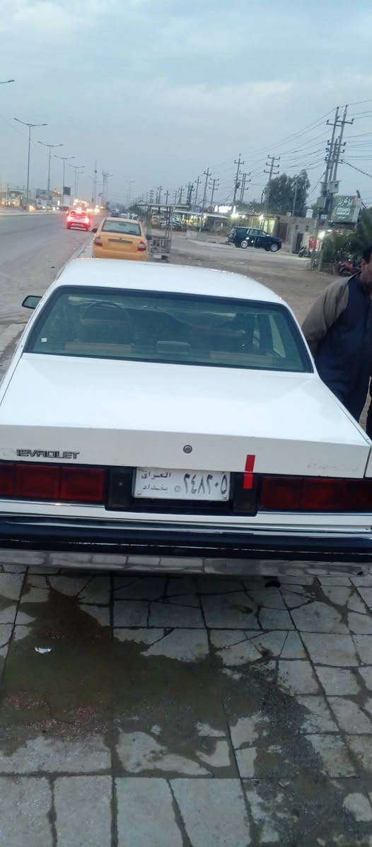 السلام عليكم سلبرتي موديل 1989 كير ومكينه وتخم تاير جديد صدر جديد تحويل مباشر السعر 35 وبيهه مجال العنوان فلكه بسمايه أو مراوس حسب القناعه ررقم الهاتف ***********
