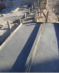 كادر عمال • تطليع أتربة • صب وتسوية أرضيات