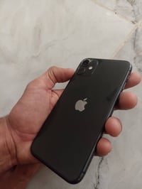 آيفون ١١ • ٦٤ جيجا • كسر بسيط