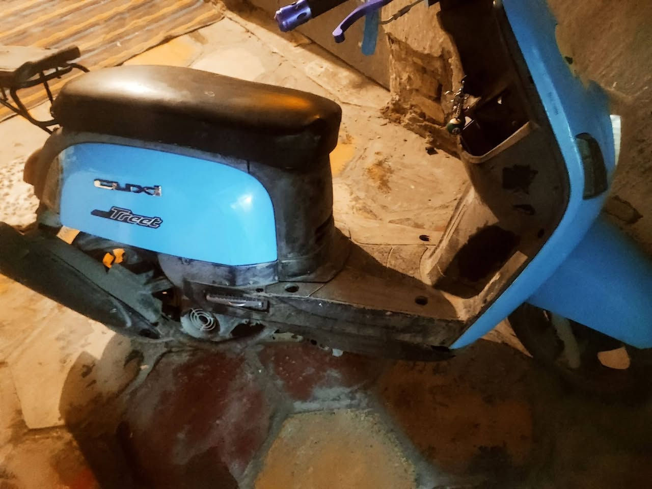 مراوس ب فورصه شعدك نزل وانطيك فرق بوليس مزوده م̷ـــِْن كلشي


**إذا كنت صاحب هذا الإعلان وتريد حذفه لأي سبب، رجاءا أرسل رسالة إلى الدعم الفني**