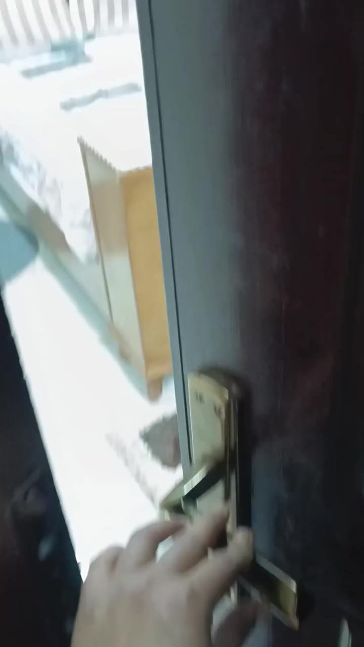 السلام عليكم للبيع غرفه نوم صاج حلوه ونضيفه المكان البصره السعر خاص او التواصل وتساب ***********
