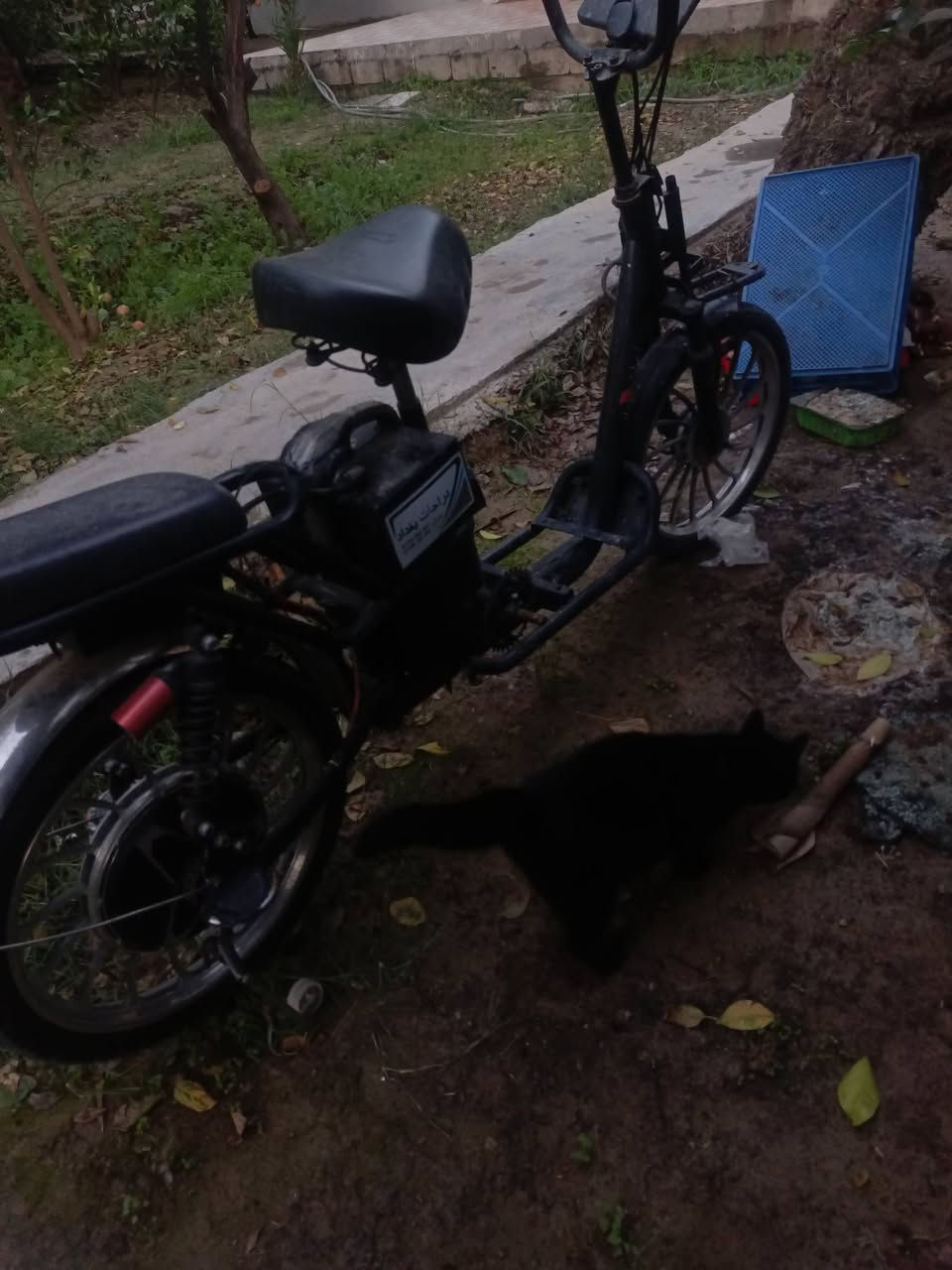 بطاريات جدد مصار شهر من شديتهن
بريكات شغال 
شاشه شغاله 
كامل ملحقاته شاحنه + دبلات عدد 2
سعره ب120 الف بي مجال 
مكاني ديالى بعقوبه 
*********** متواجد فقط واتساب
